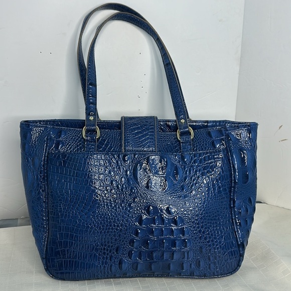 Ann Kline tote bag in spring colors. - Picture 3 of 9